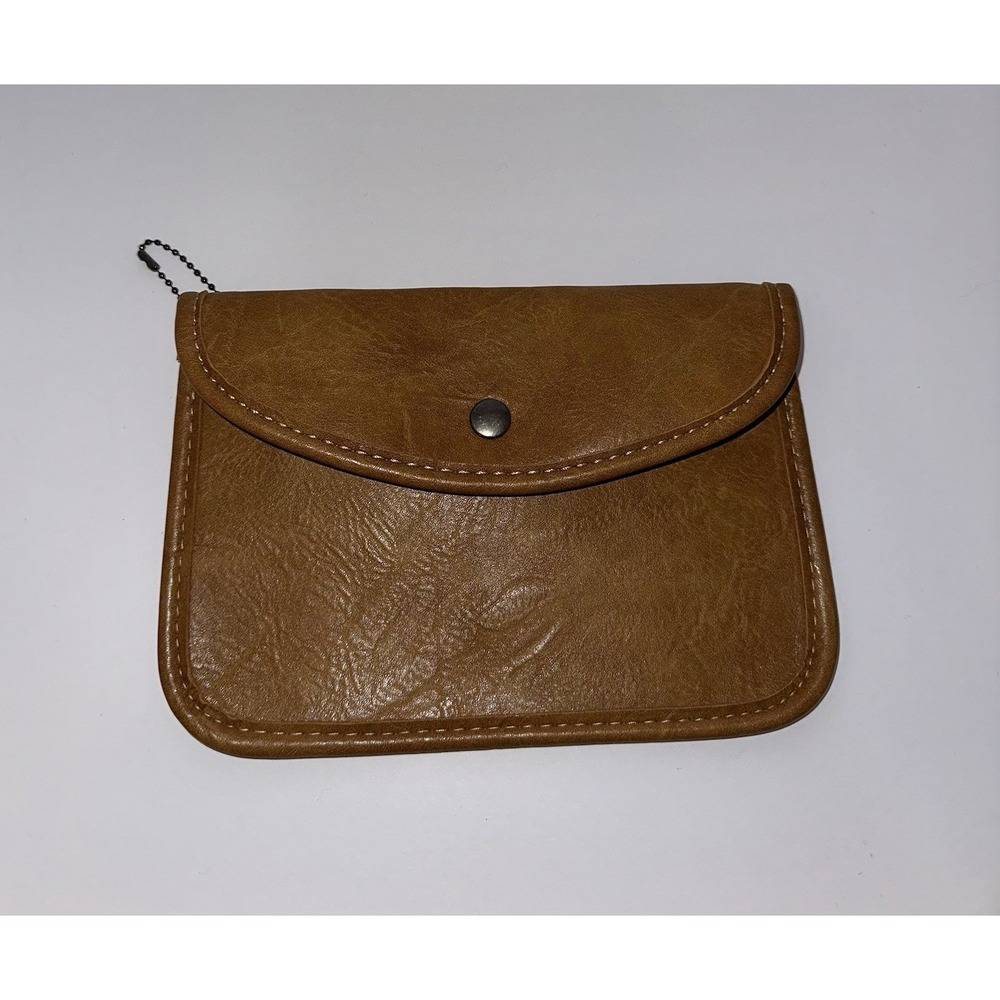 Wrangler Leather Brown Wristlet Flap Pocket Holder
